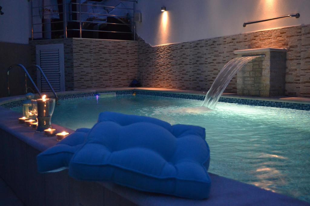 Apartment Villa Holiday II พูลา ห้อง รูปภาพ