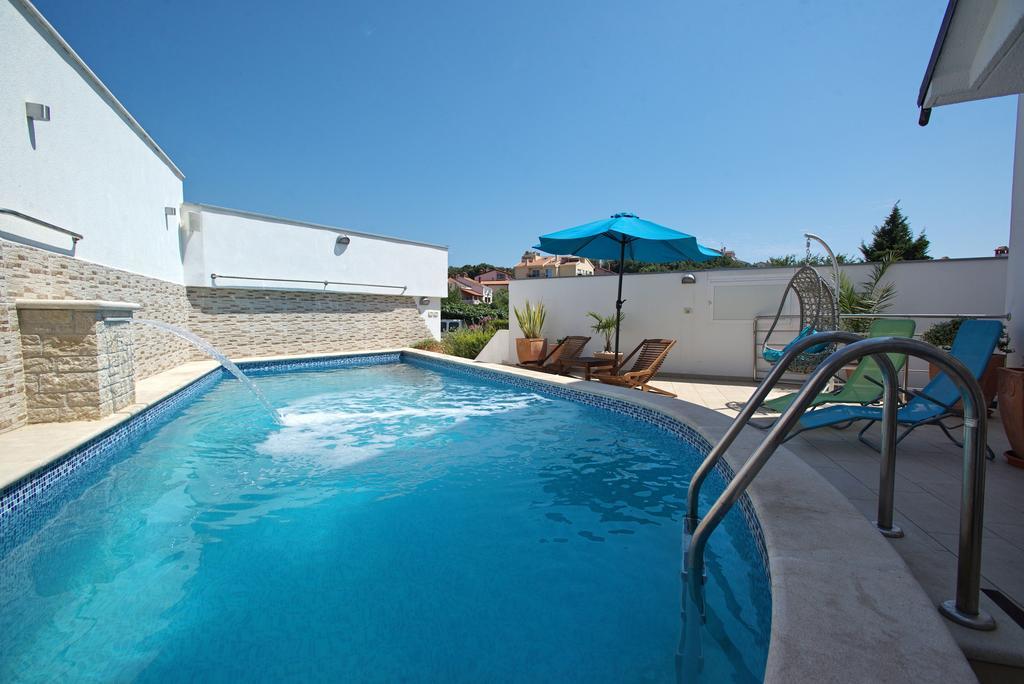 Apartment Villa Holiday II พูลา ห้อง รูปภาพ